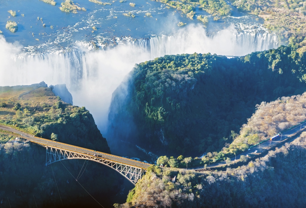 Brücke über Victoria Falls