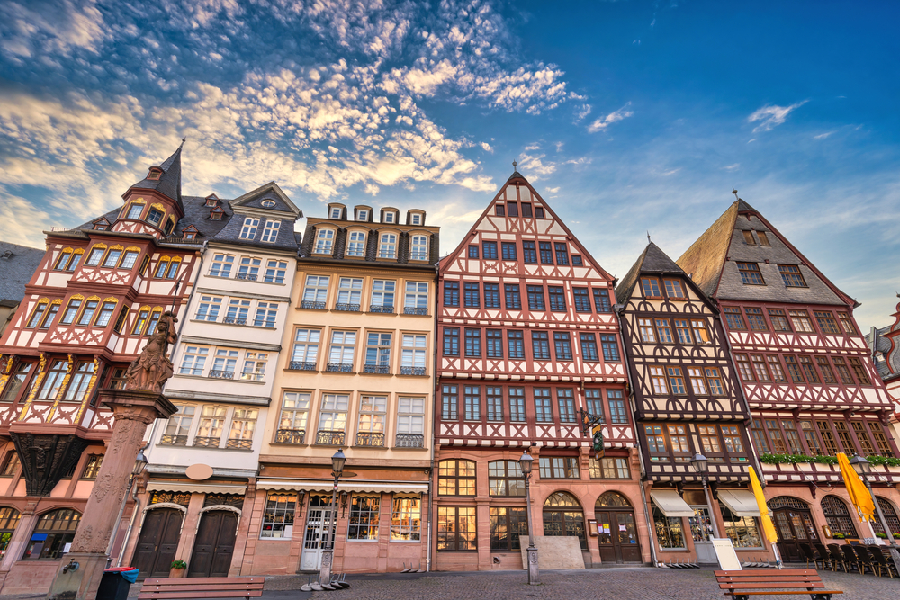 Frankfurt,Germany,,City,Skyline,At,Romer,Town,Square,With,Half-timbered