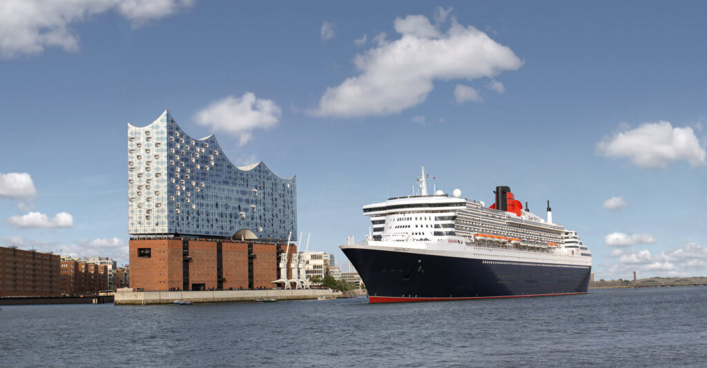 Queen Mary 2 Hamburg